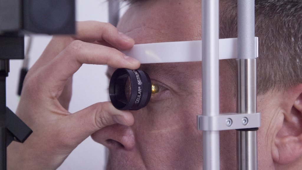 Лазерное удаление новообразований на веках глаз