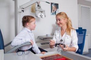 Памятка: как подготовить ребёнка к визиту к офтальмологу
