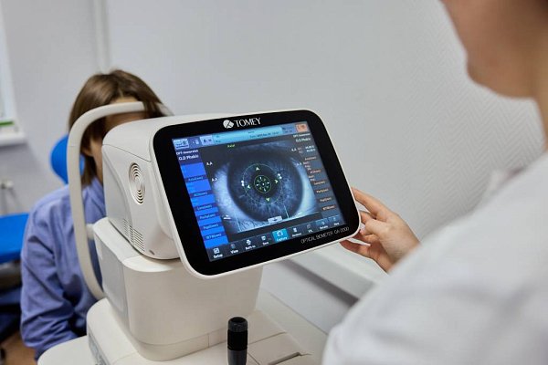 Ортокератологическая терапия (ночные линзы) в клинике